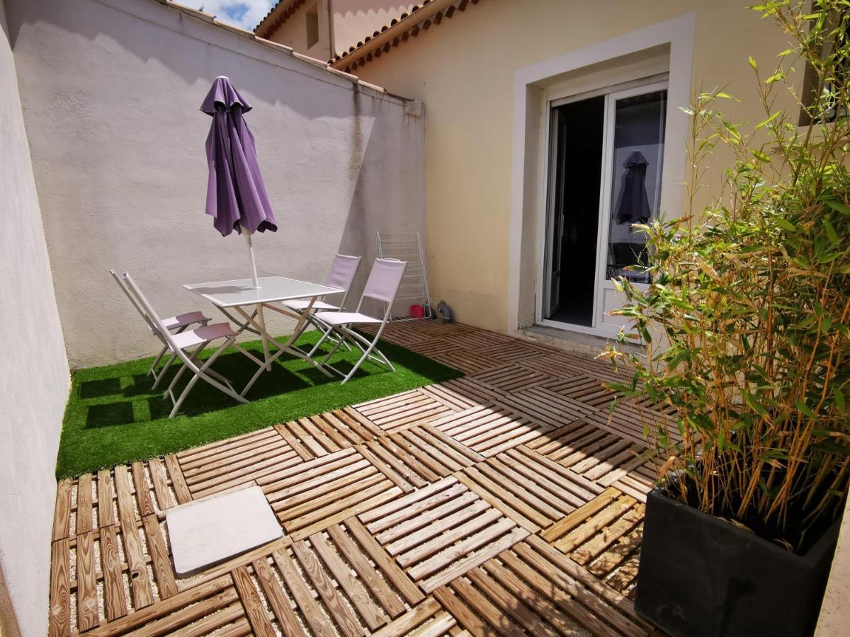 Appart Dans Maison Au Calme "Les Charmettes" Apartment Vedene Bagian luar foto